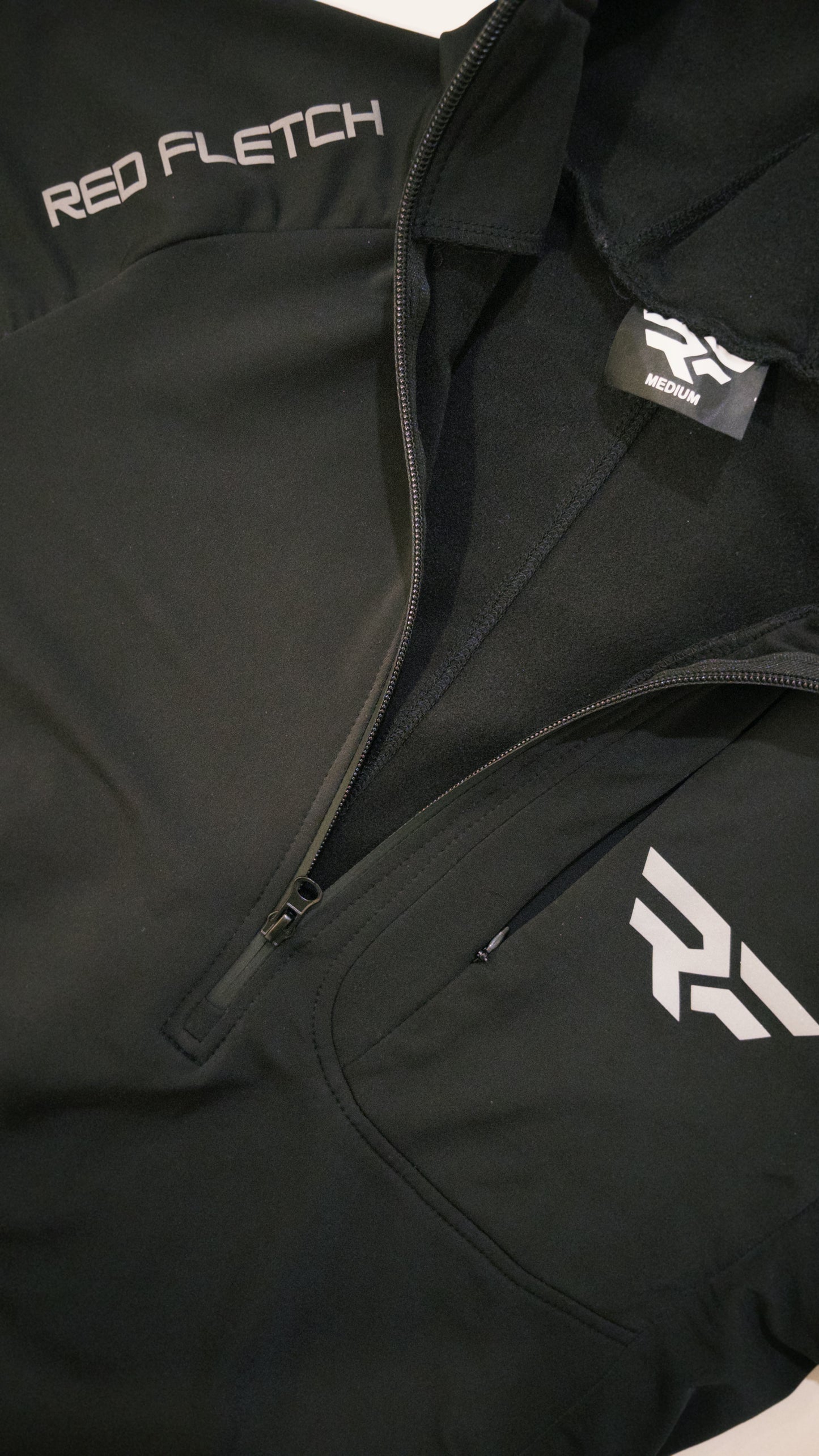 The Apex Zip - Black