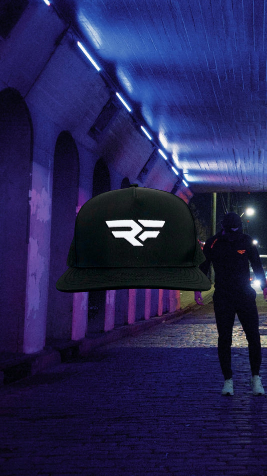 The Signature - Black Performance Trucker
