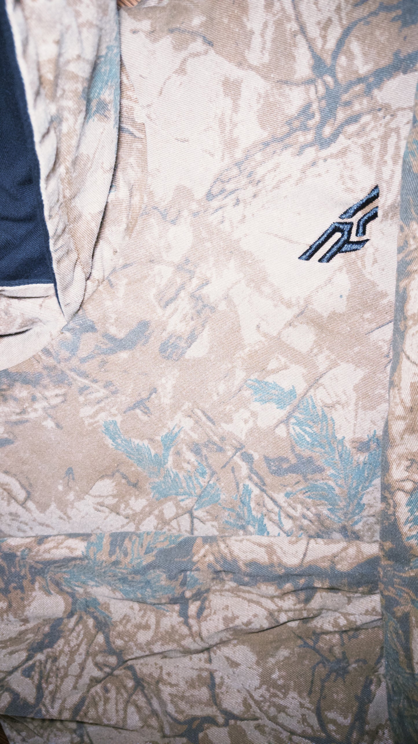 LIMITED Reversible Hoodie - Black/Camo